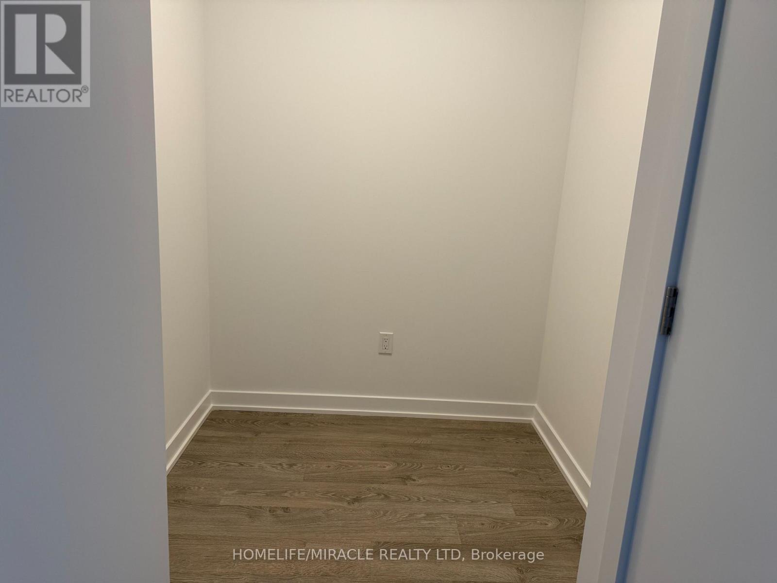 409 - 760 Whitlock Avenue, Milton, Ontario  L9E 1S2 - Photo 9 - W13003790