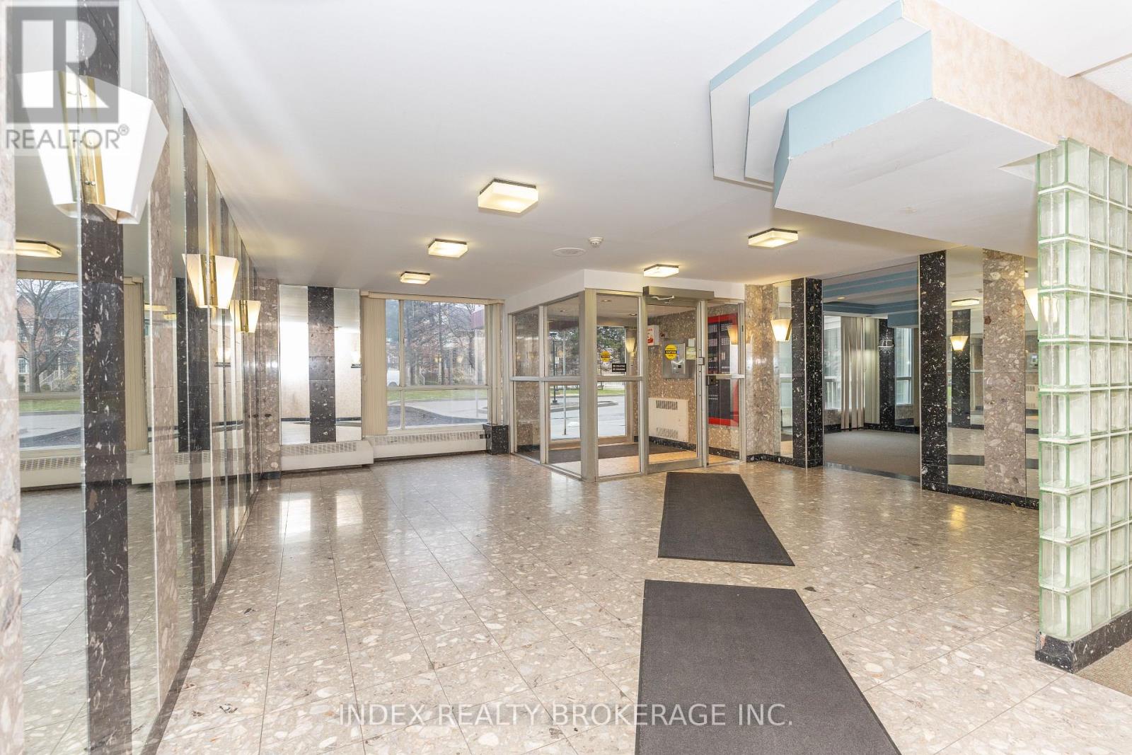 1704 - 3077 Weston Road, Toronto, Ontario  M9M 3A1 - Photo 4 - W13003796