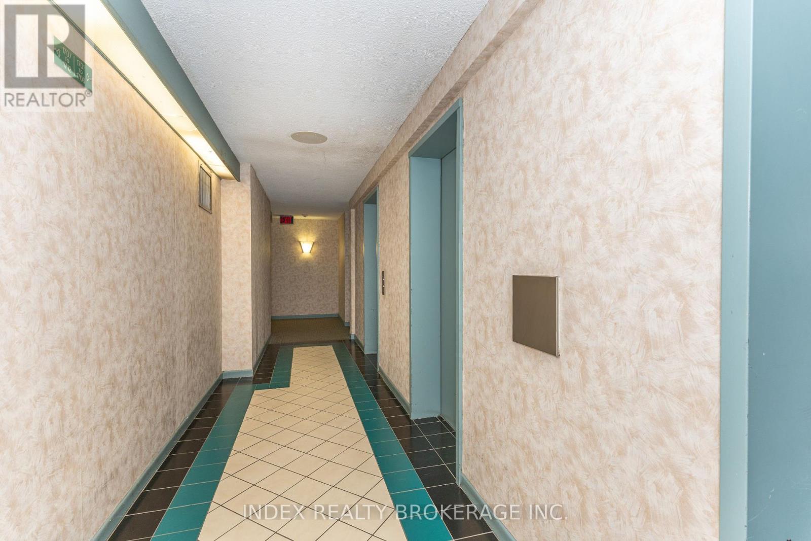 1704 - 3077 Weston Road, Toronto, Ontario  M9M 3A1 - Photo 5 - W13003796