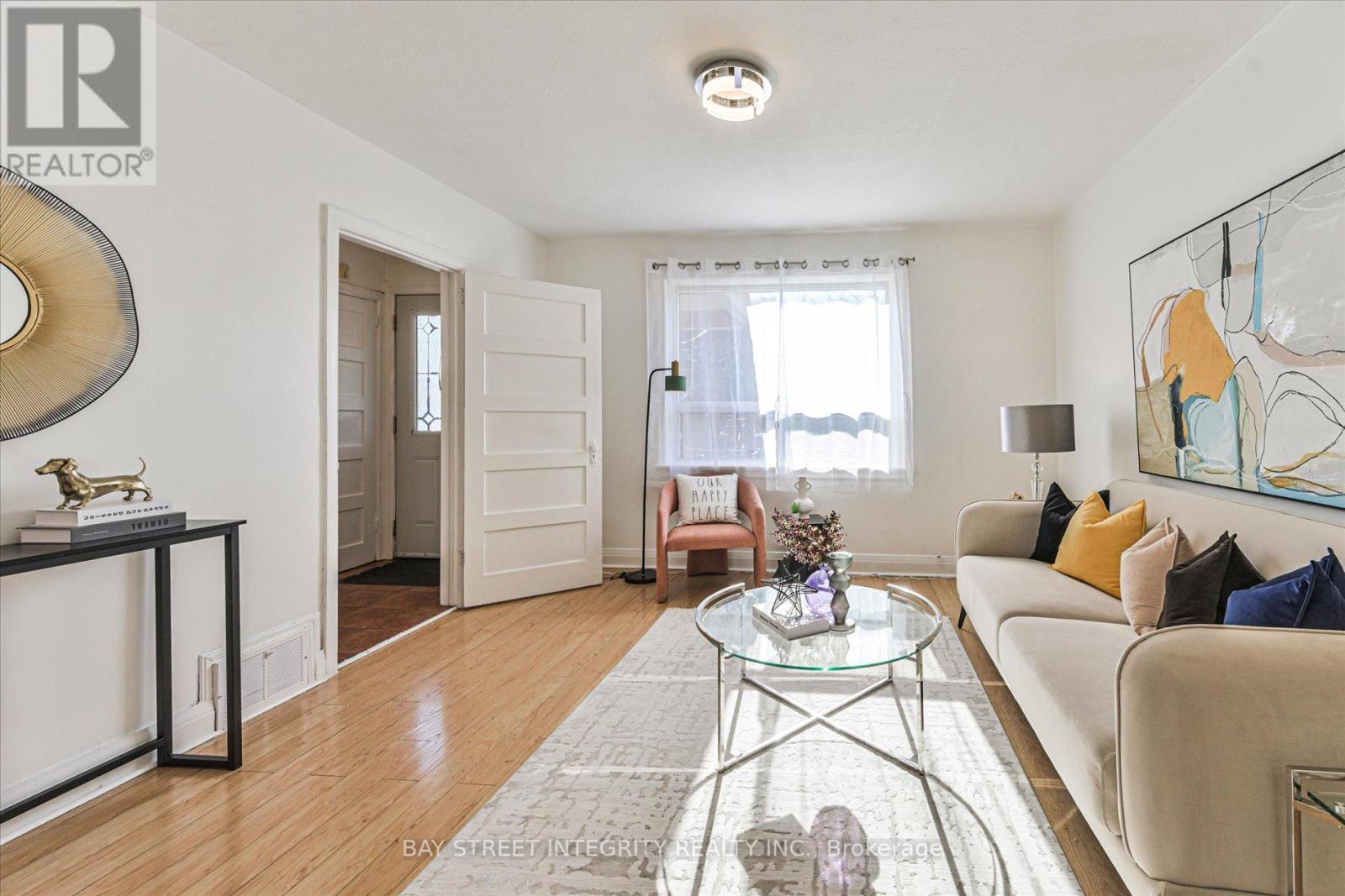 5 Regent Street, Toronto, Ontario  M6N 3N6 - Photo 1 - W13003802