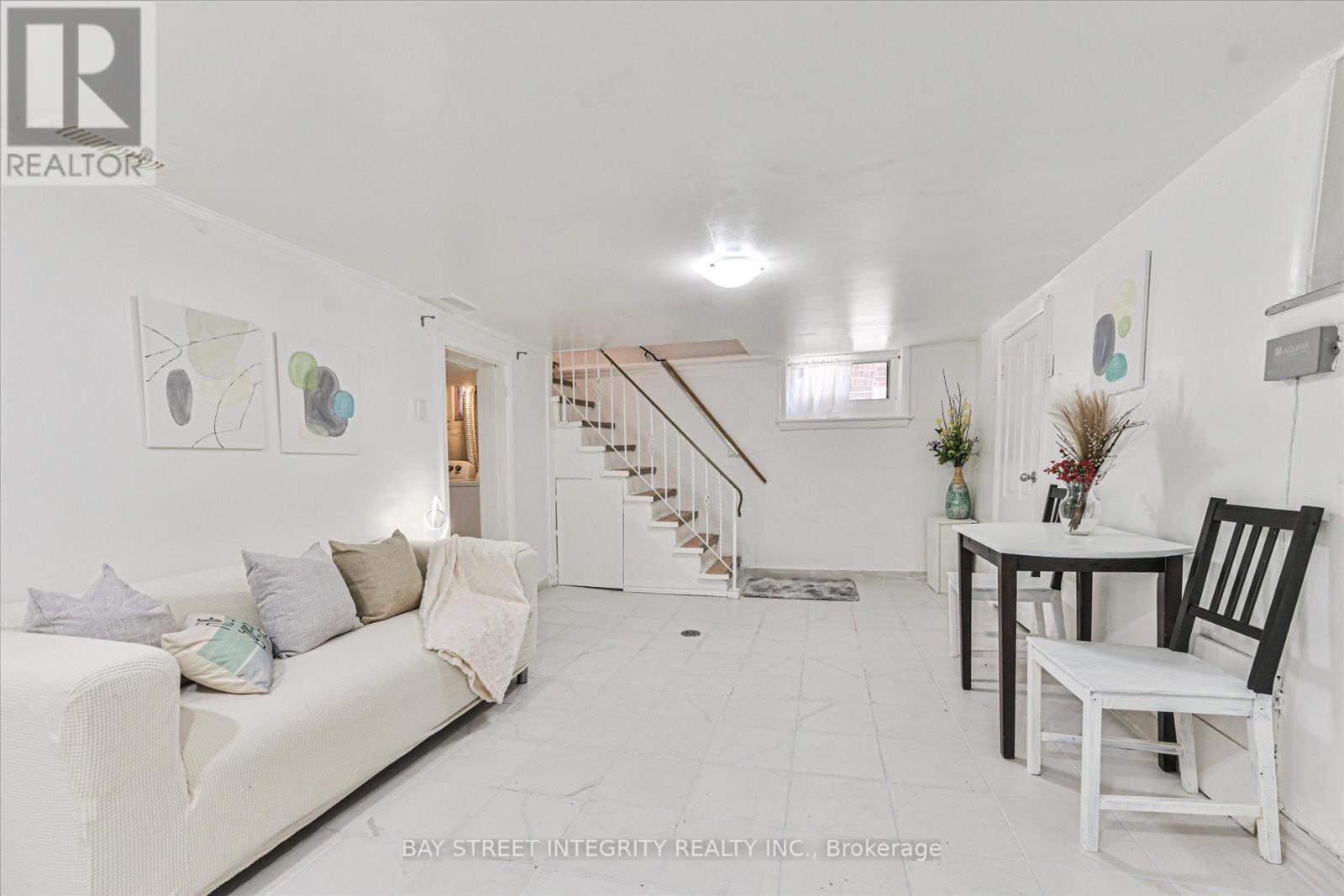 5 Regent Street, Toronto, Ontario  M6N 3N6 - Photo 21 - W13003802