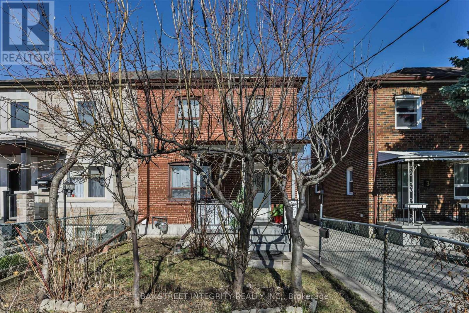 5 Regent Street, Toronto, Ontario  M6N 3N6 - Photo 26 - W13003802