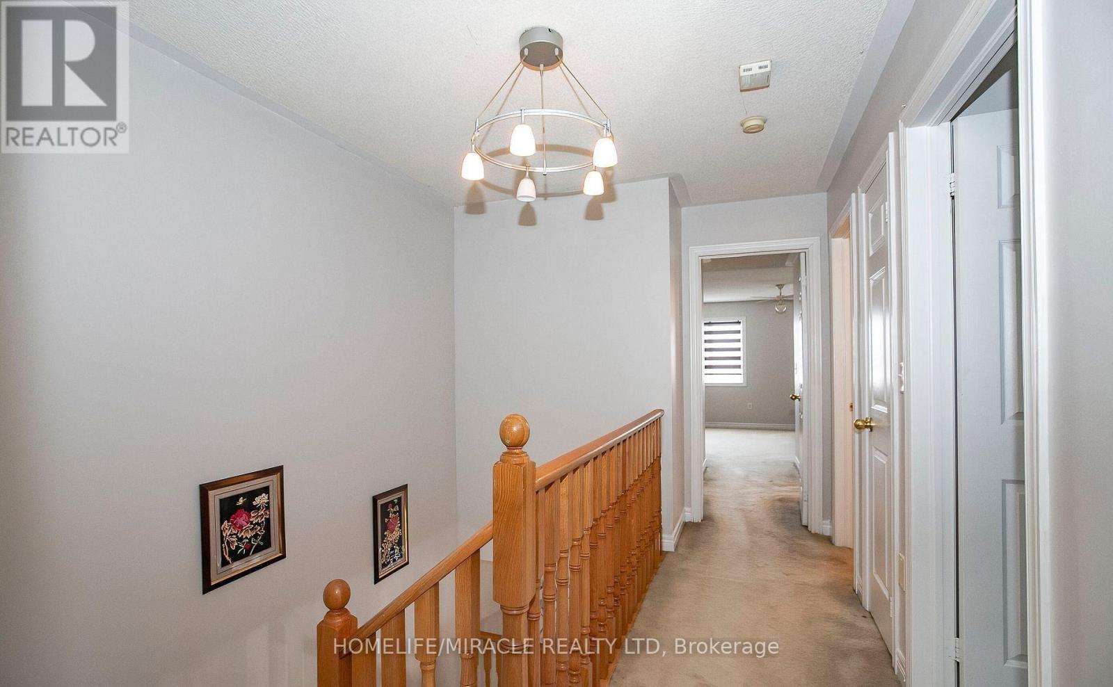 29 Dewridge Court, Brampton, Ontario  L6R 3C1 - Photo 14 - W13003868