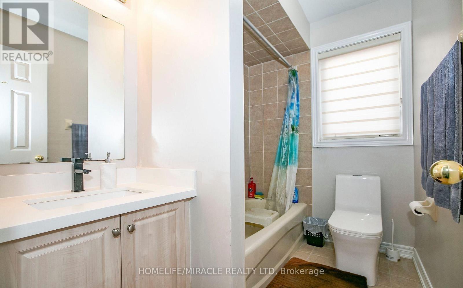 29 Dewridge Court, Brampton, Ontario  L6R 3C1 - Photo 19 - W13003868