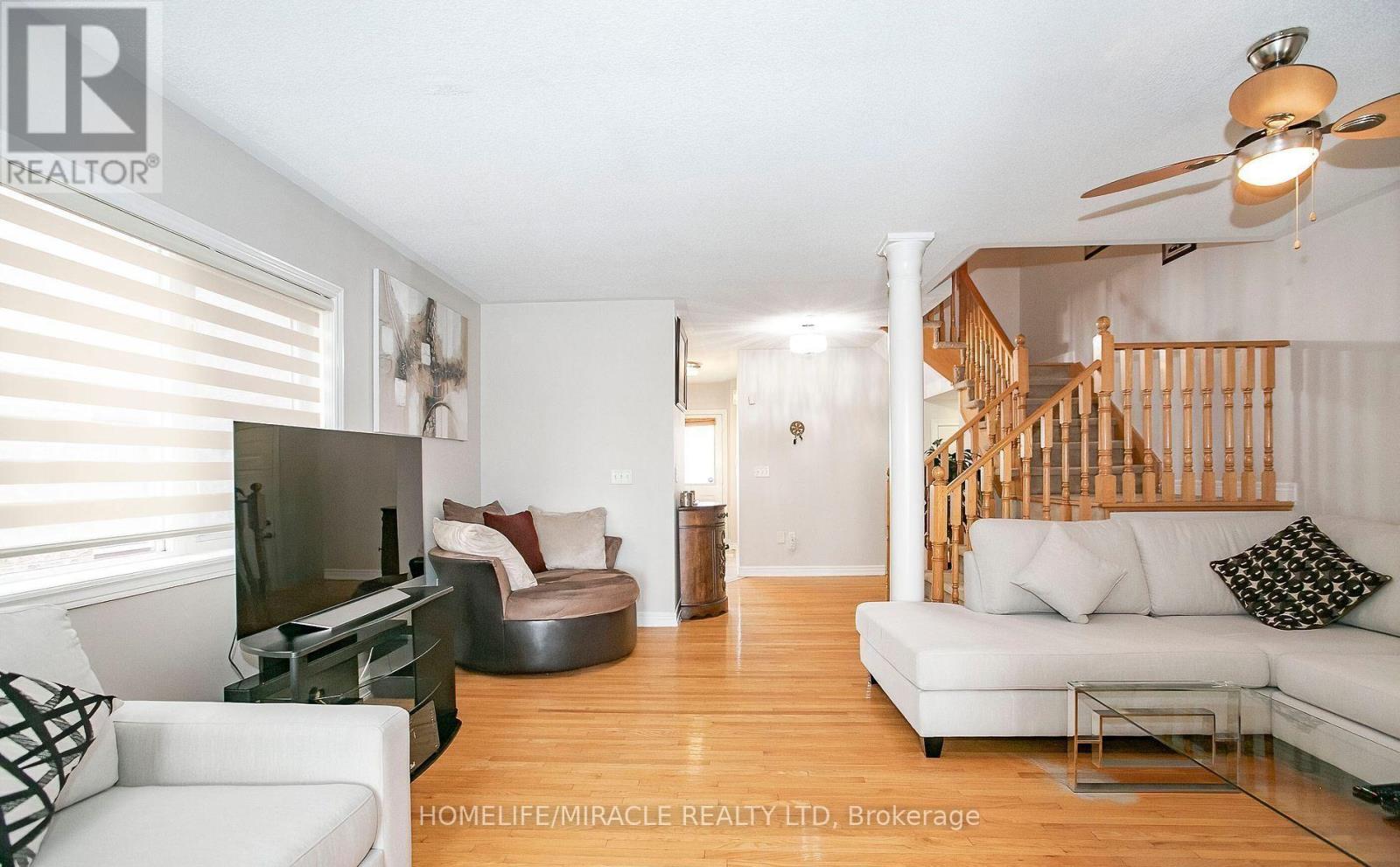 29 Dewridge Court, Brampton, Ontario  L6R 3C1 - Photo 9 - W13003868