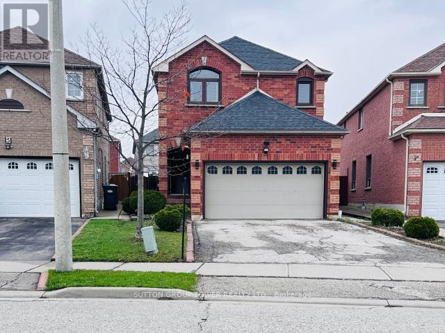 3 ARTHURS CRESCENT, Brampton, Ontario