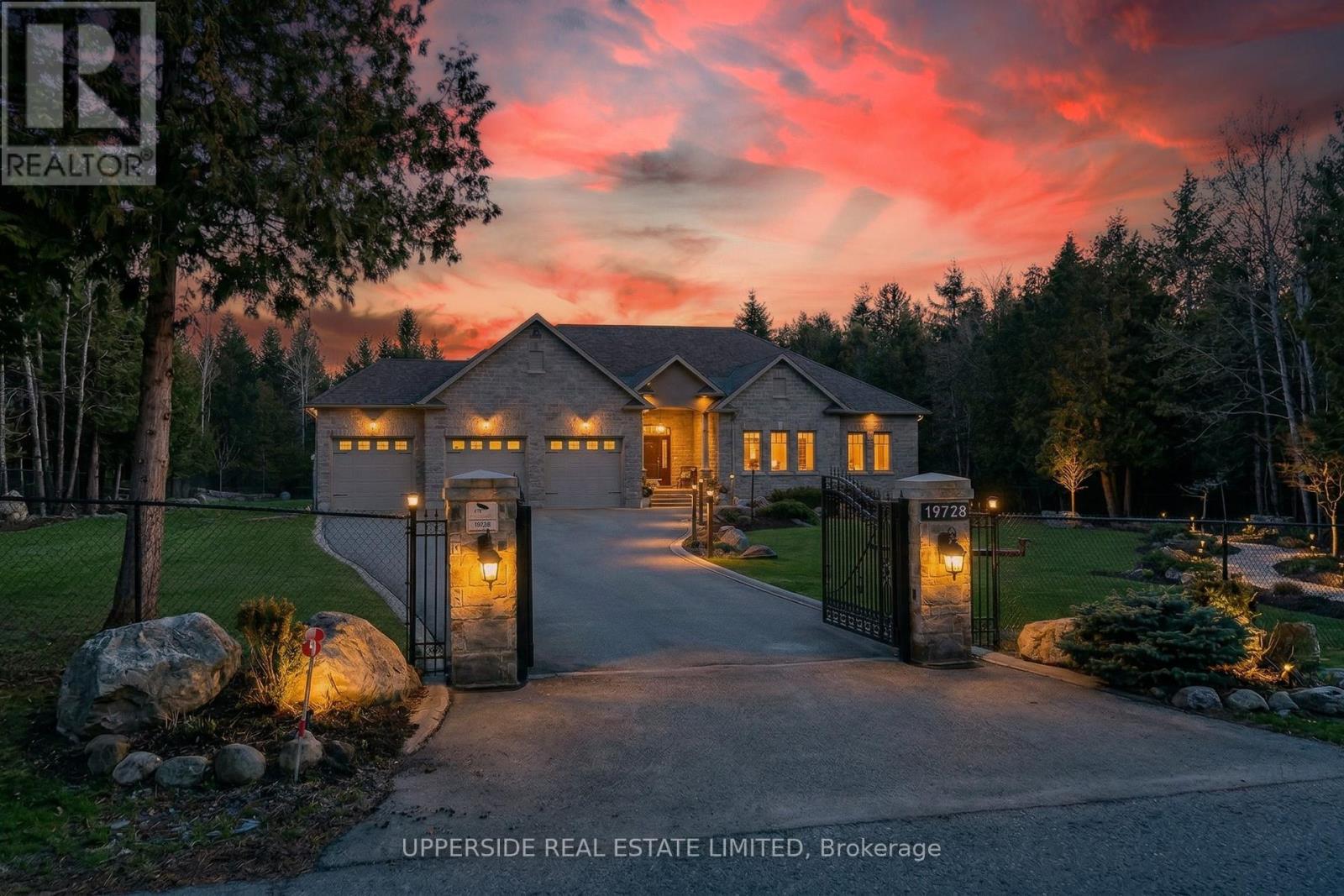 19728 Kennedy Road, Caledon, Ontario  L7K 1Y2 - Photo 3 - W13003888