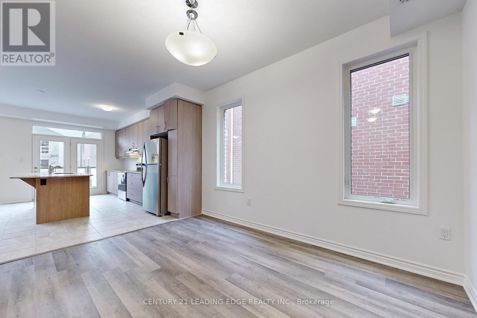 66 Melmar Street, Brampton, Ontario  L7A 5K8 - Photo 5 - W13003898