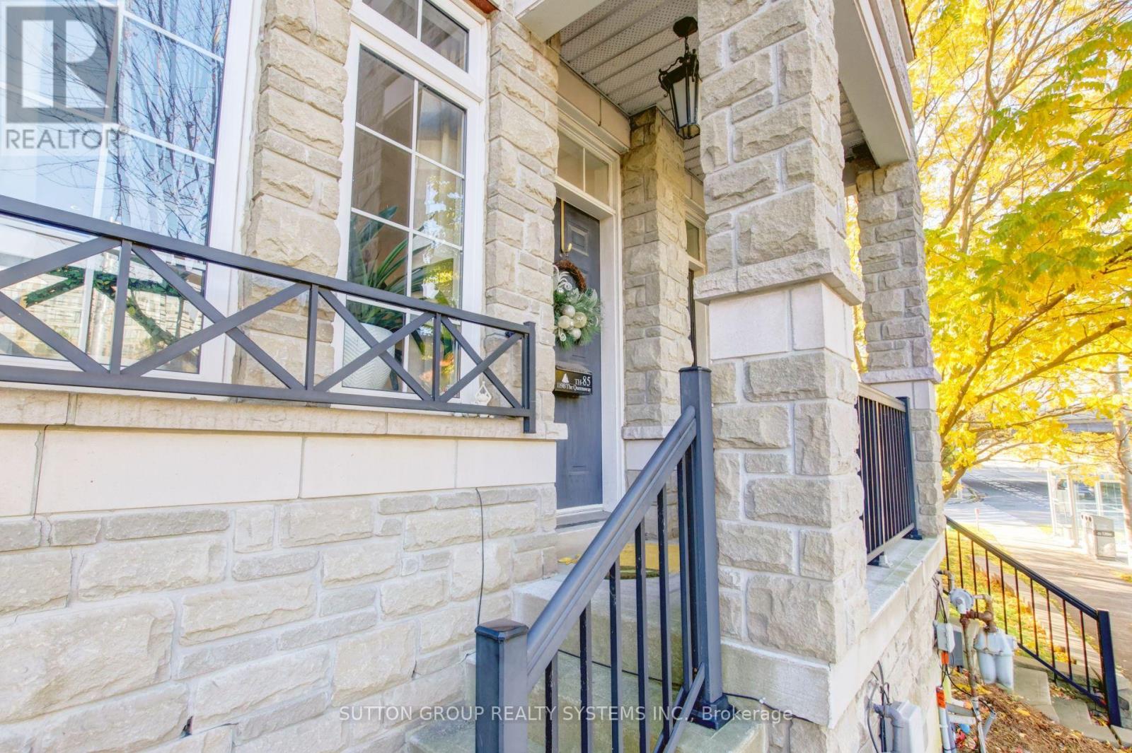 85 - 119b The Queensway, Toronto, Ontario  M6S 5B7 - Photo 4 - W13003960