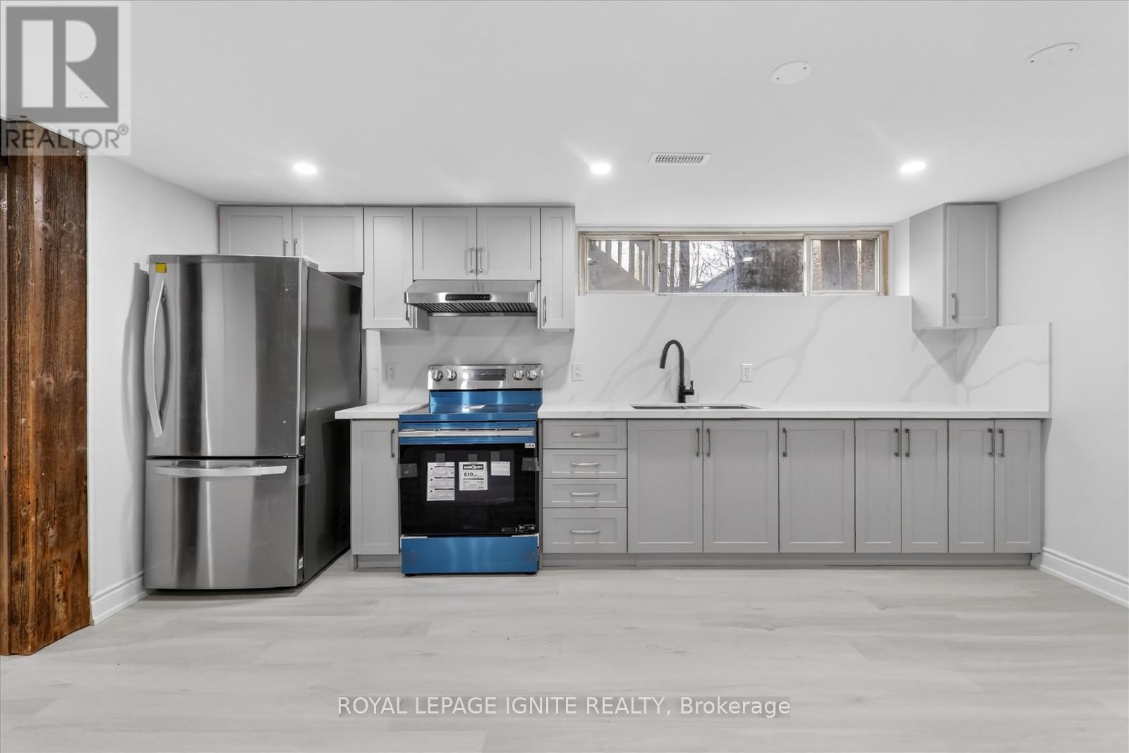 56 Frost Street, Toronto, Ontario  M9W 1Y8 - Photo 10 - W13003988