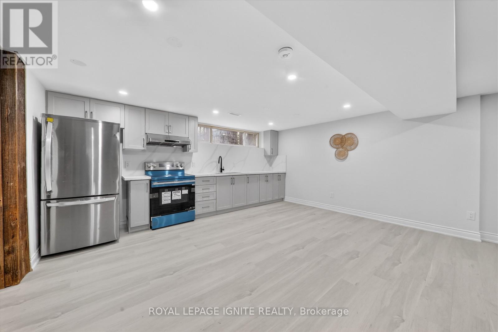 56 Frost Street, Toronto, Ontario  M9W 1Y8 - Photo 8 - W13003988