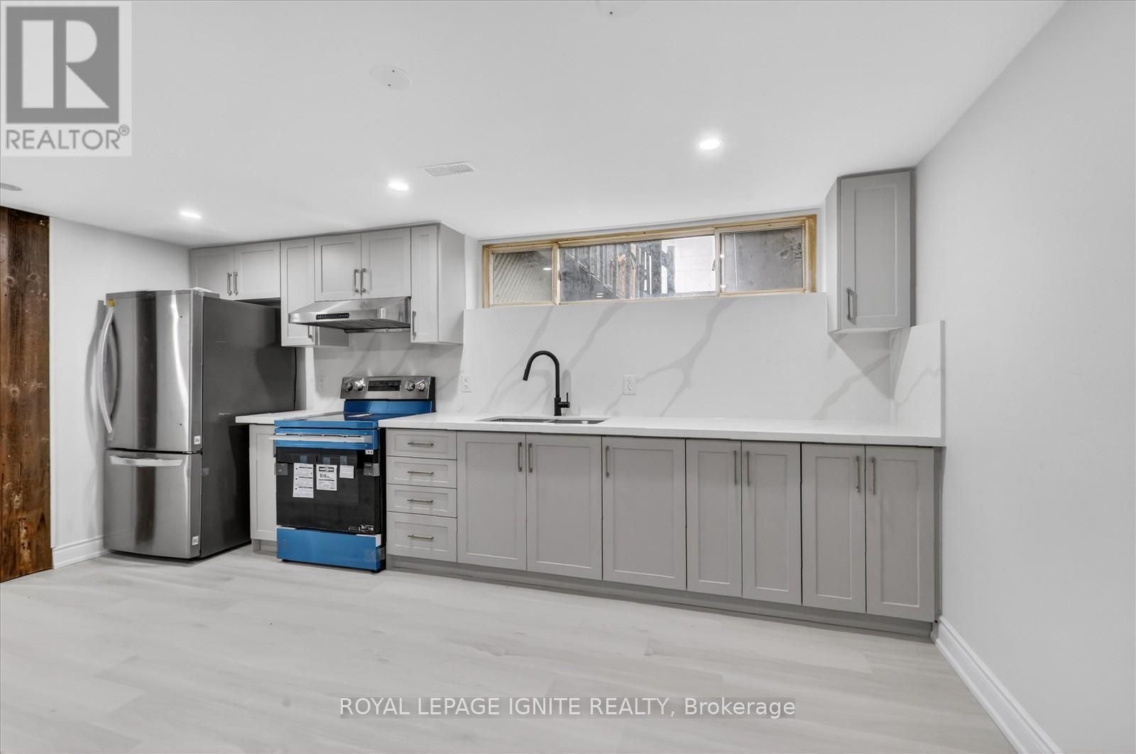 56 Frost Street, Toronto, Ontario  M9W 1Y8 - Photo 9 - W13003988