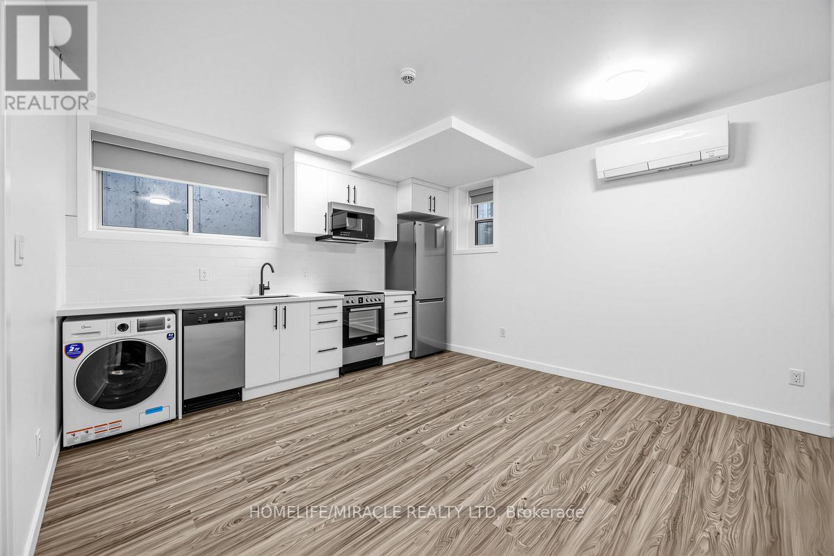 3 - 148 Glenlake Avenue, Toronto, Ontario  M6P 1E7 - Photo 15 - W13004014