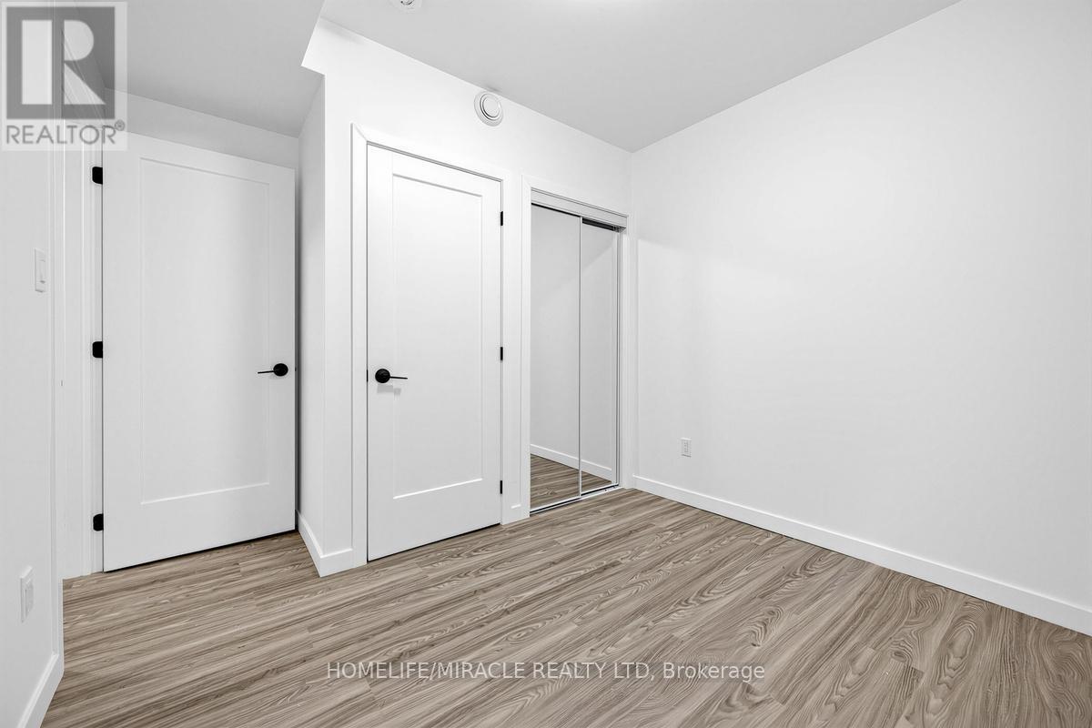 3 - 148 Glenlake Avenue, Toronto, Ontario  M6P 1E7 - Photo 17 - W13004014