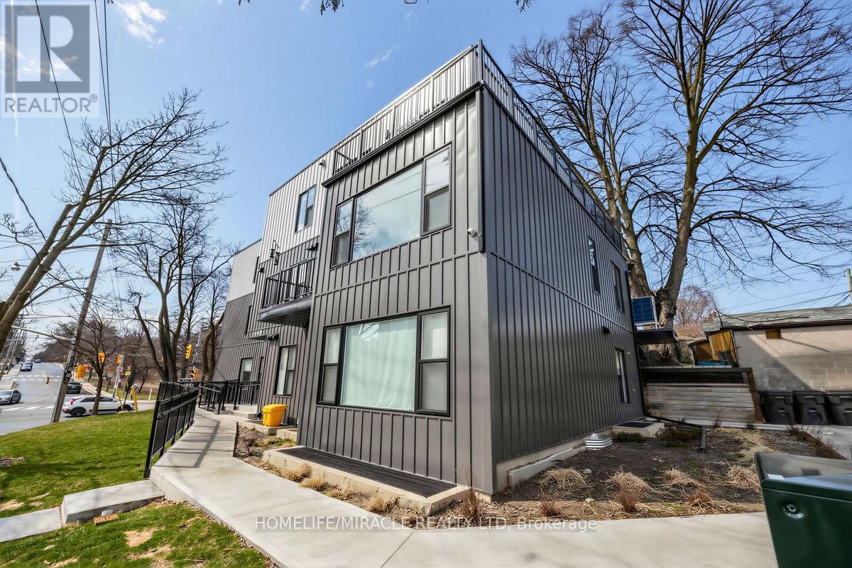 3 - 148 Glenlake Avenue, Toronto, Ontario  M6P 1E7 - Photo 24 - W13004014