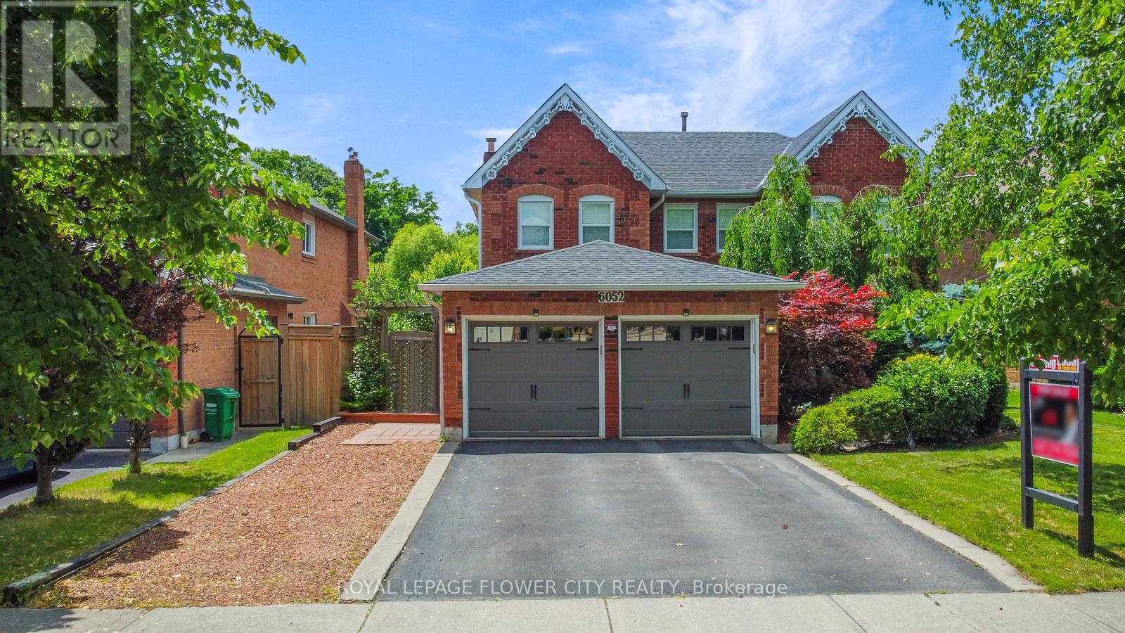 6052 ST. IVES WAY, Mississauga, Ontario