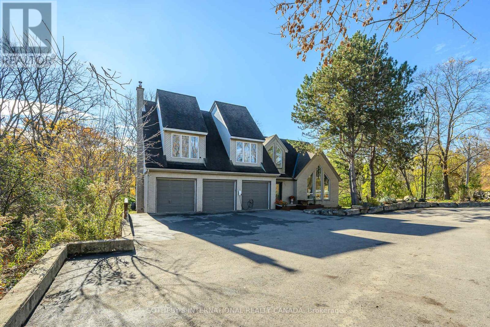 774 Old Dundas Road, Hamilton, Ontario  L9H 5E3 - Photo 2 - X13003838