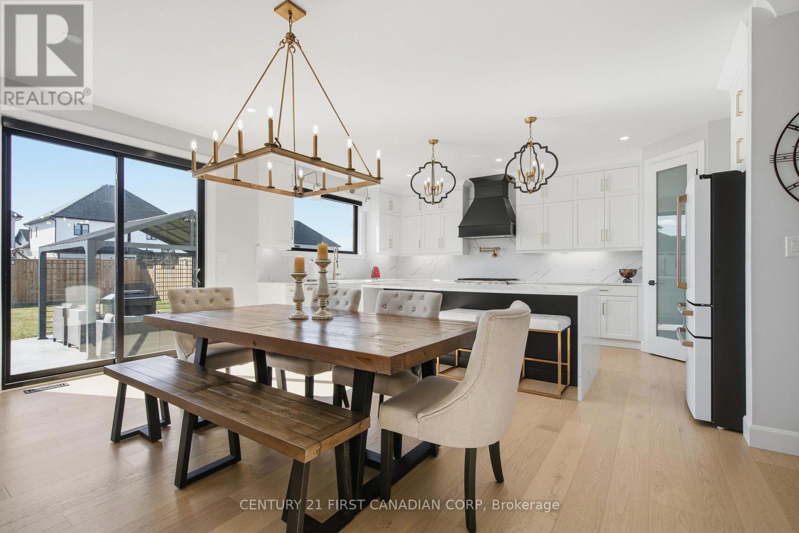 For Sale: 7129 SILVER CREEK CIRCLE, London South (South V), ON | 4 Bed, 3 Bath House for $295,000. See 26 photos!