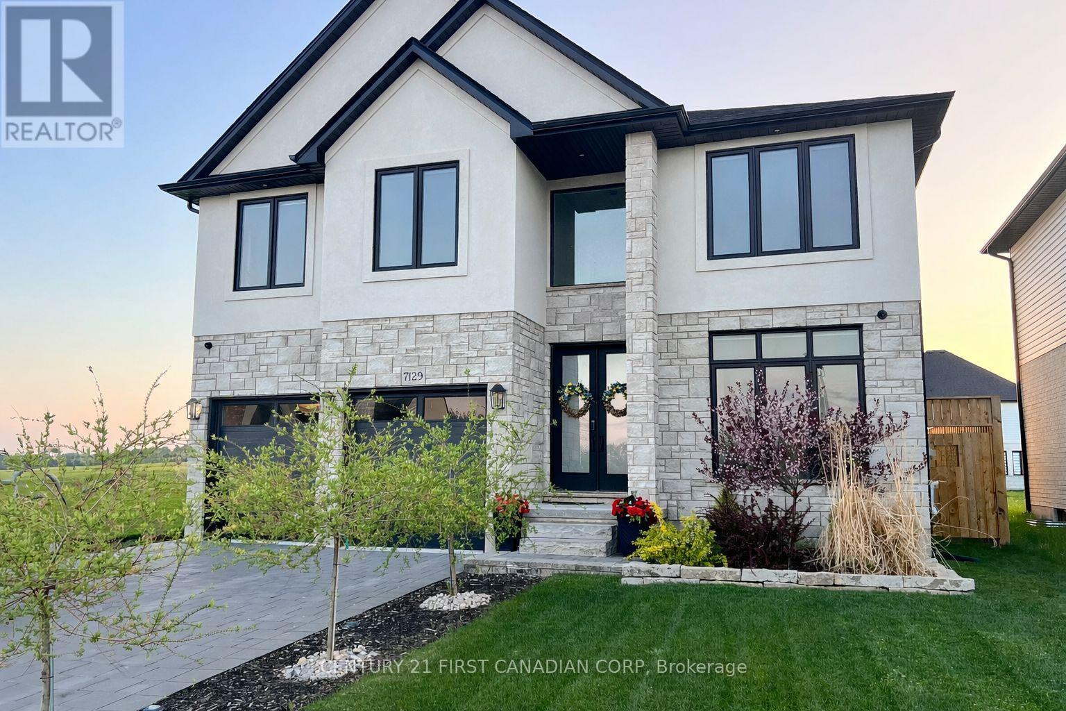 For Sale: 7129 SILVER CREEK CIRCLE, London South (South V), ON | 4 Bed, 3 Bath House for $295,000. See 26 photos!