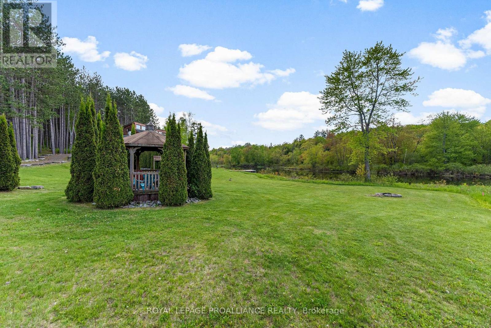 16 Beaver Creek Lane, Tudor And Cashel, Ontario  K0K 1Y0 - Photo 2 - X13004098