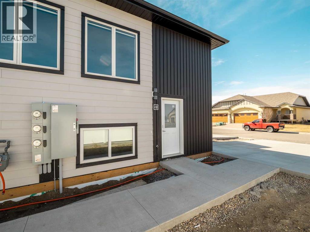 43 Prairie Lake Drive, Taber, Alberta  T1G 0C9 - Photo 4 - A2297842