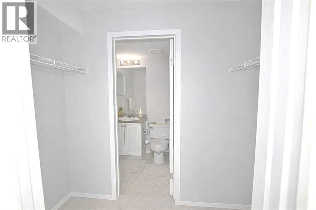 1301, 12a Ironside Street, Red Deer, Alberta  T4R 3R6 - Photo 9 - A2290176