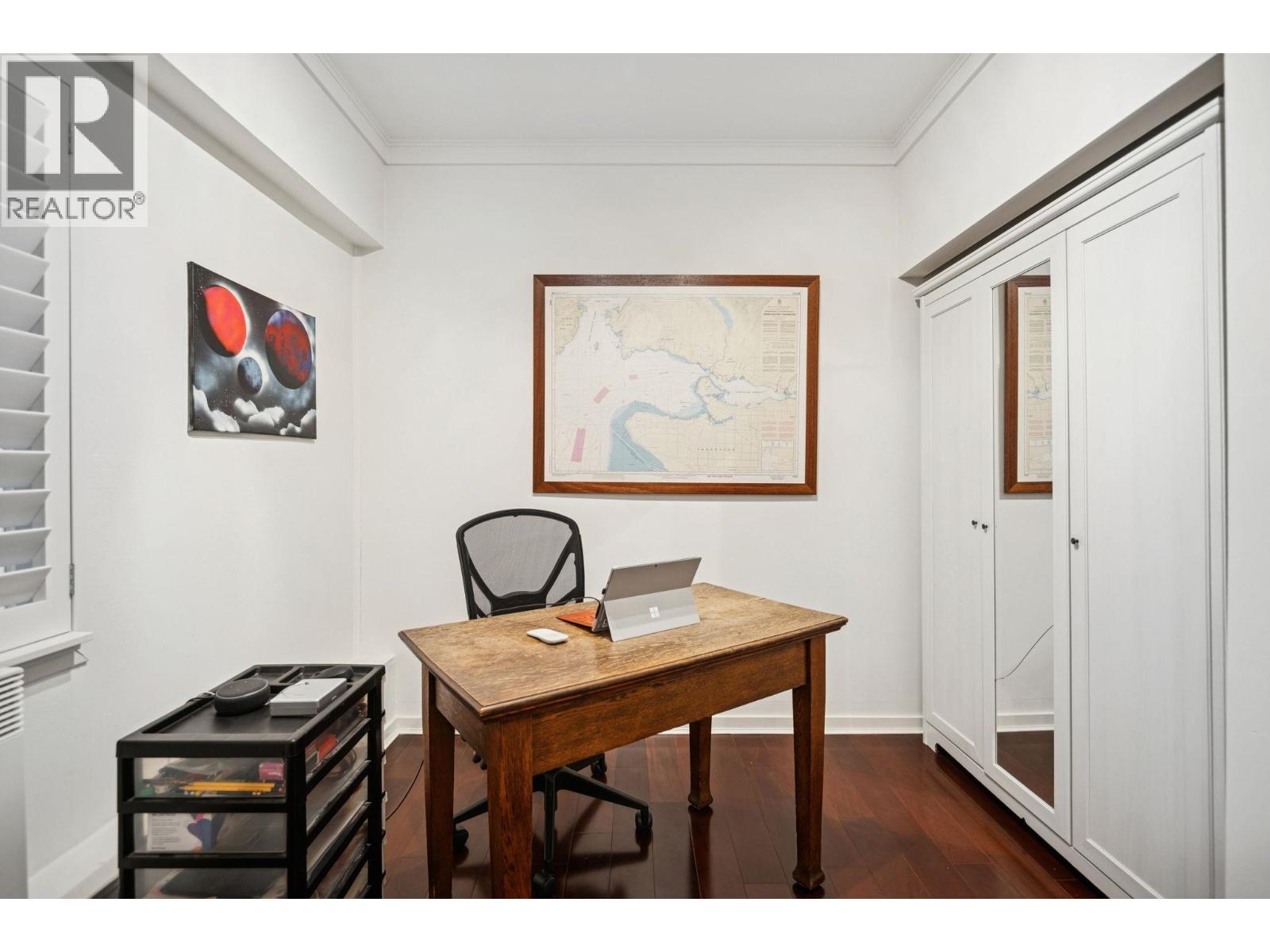 Listing Picture 25 of 37 : 3814 W 11 AVENUE, Vancouver / 溫哥華 - 魯藝地產 Yvonne Lu Group - MLS Medallion Club Member