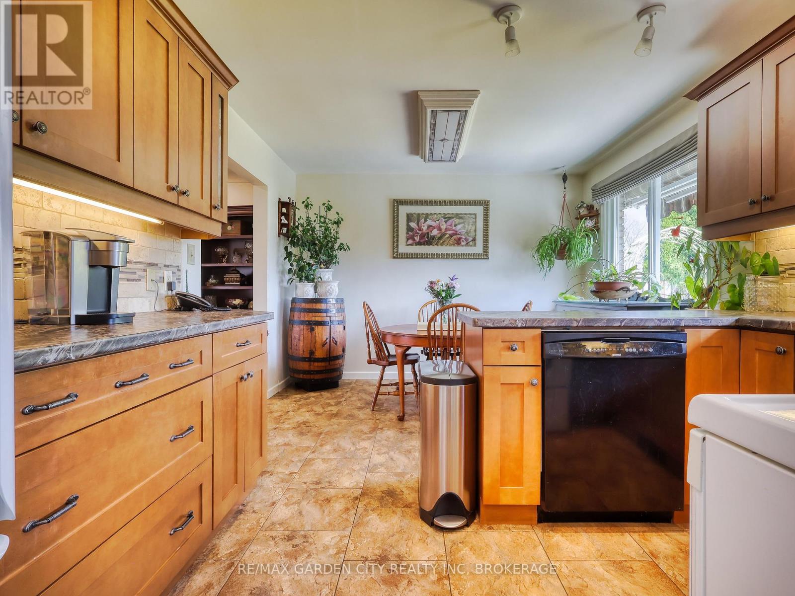 30 Glenview Avenue, St. Catharines, Ontario  L2N 2Z8 - Photo 21 - X13004036