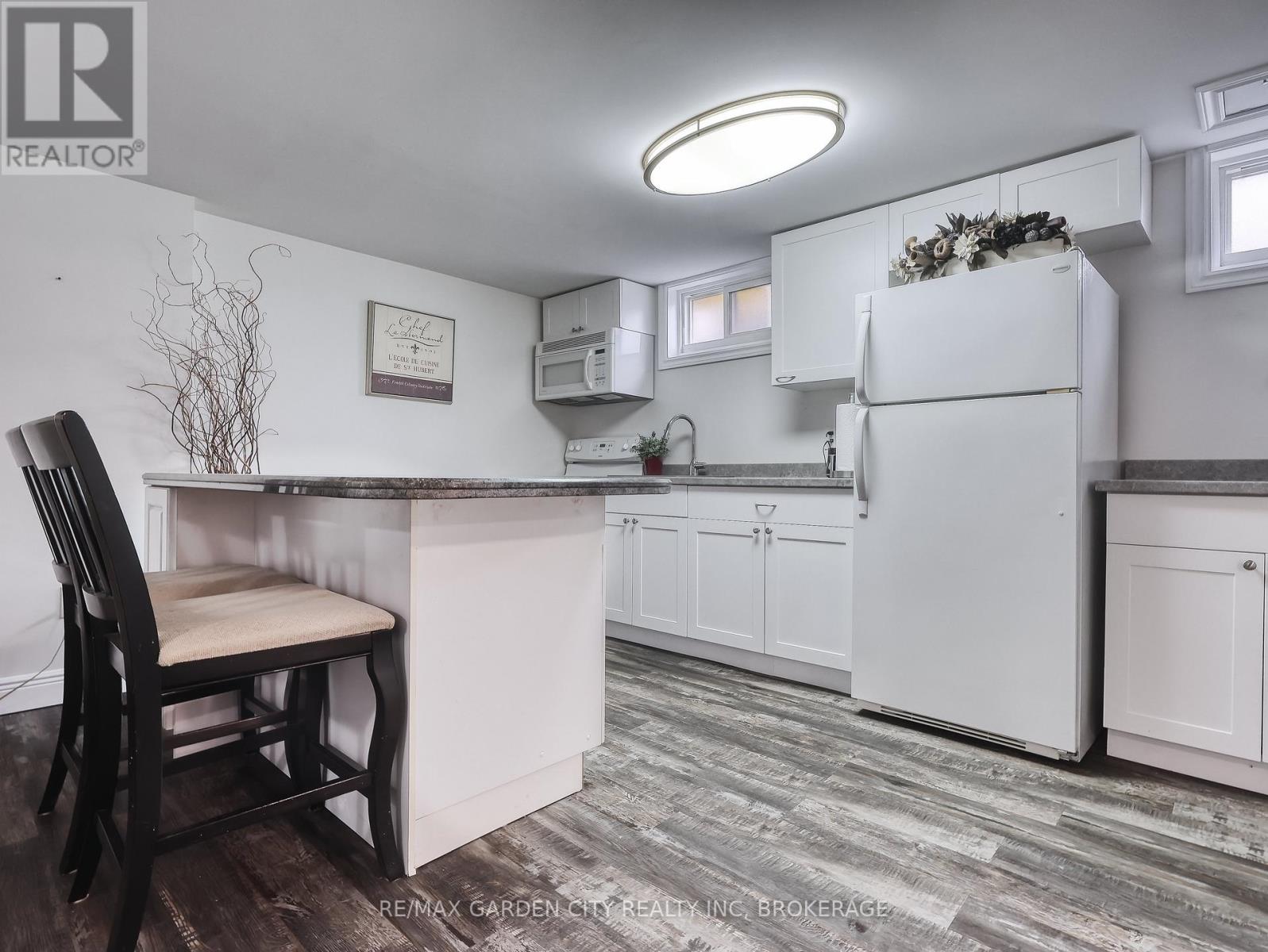 30 Glenview Avenue, St. Catharines, Ontario  L2N 2Z8 - Photo 34 - X13004036