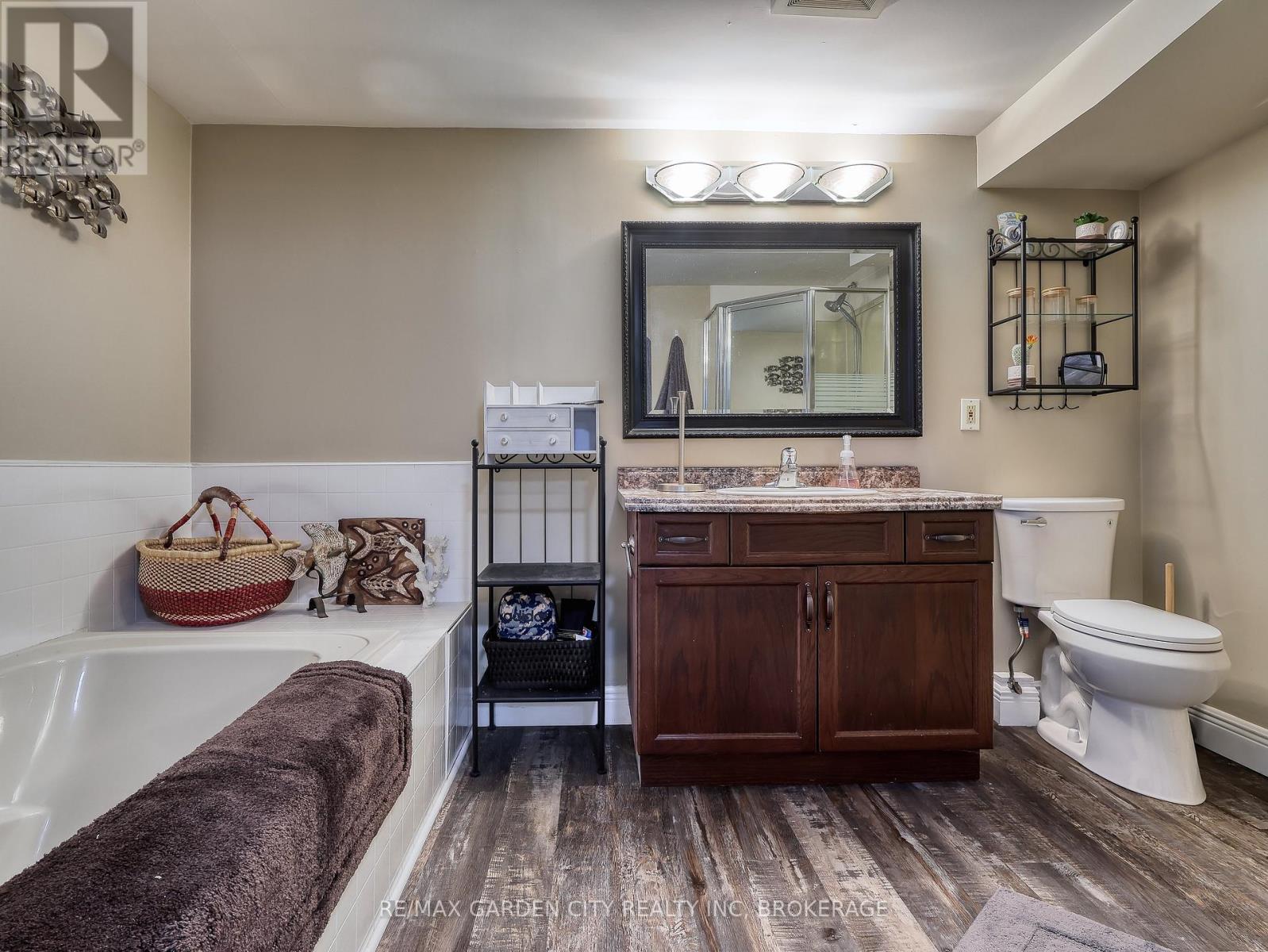 30 Glenview Avenue, St. Catharines, Ontario  L2N 2Z8 - Photo 41 - X13004036