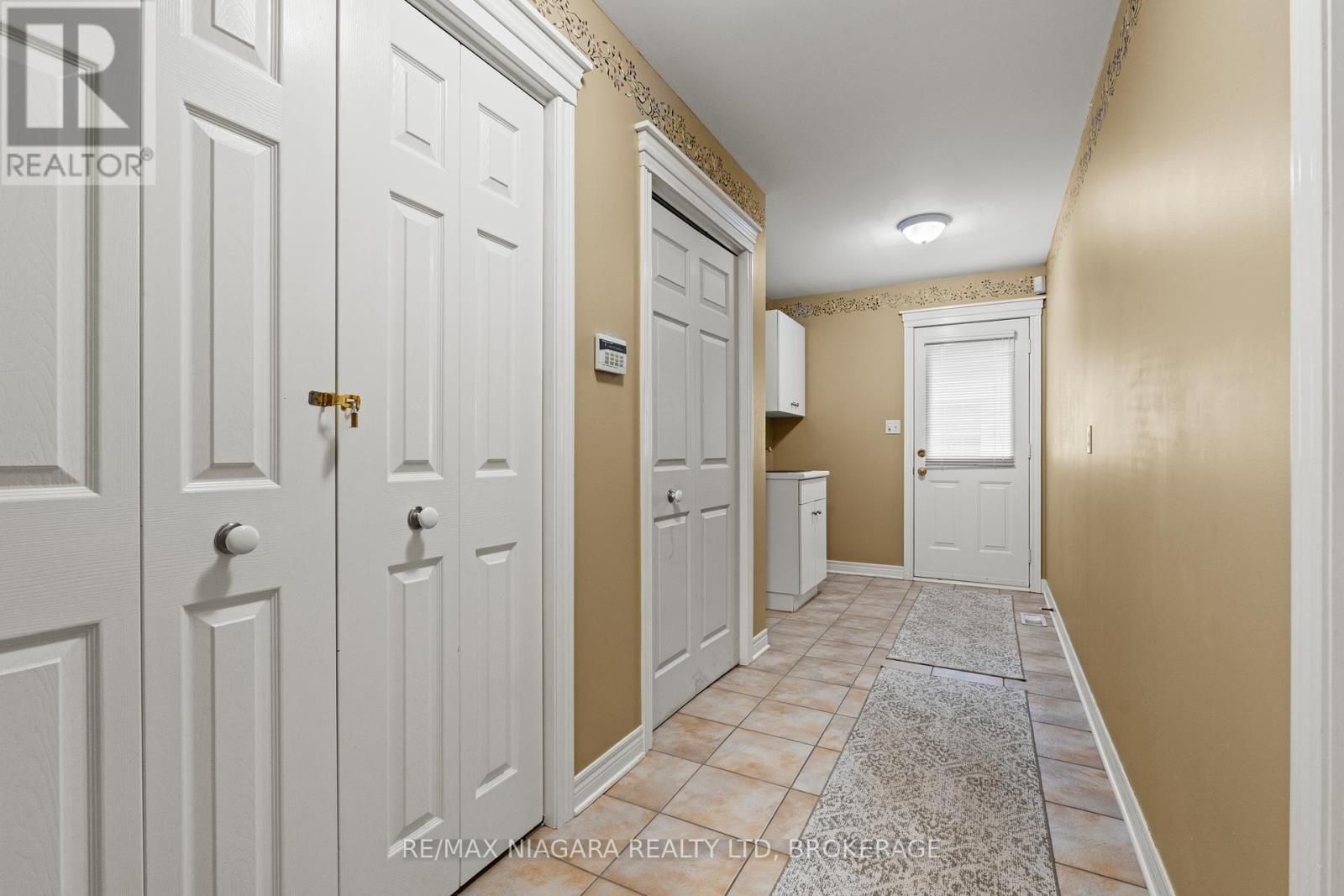 12 Oak Drive, Niagara-On-The-Lake, Ontario  L0S 1J0 - Photo 17 - X13004102