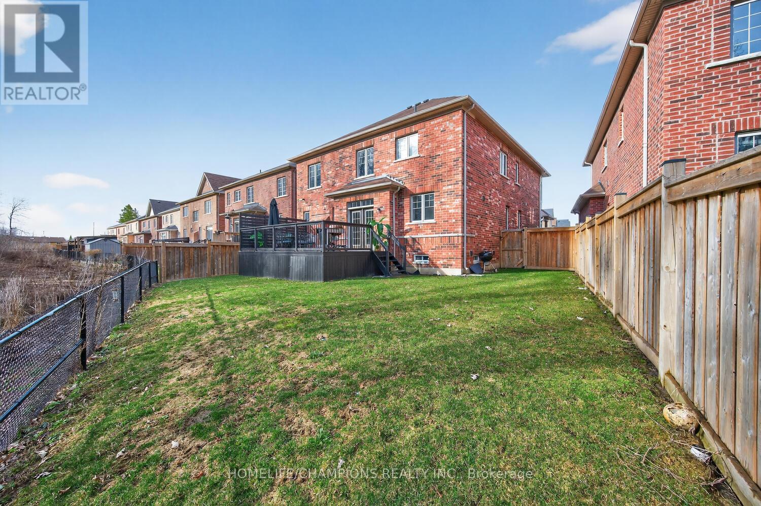 36 Truro Circle, Brampton, Ontario  L7A 4E6 - Photo 43 - W12998612