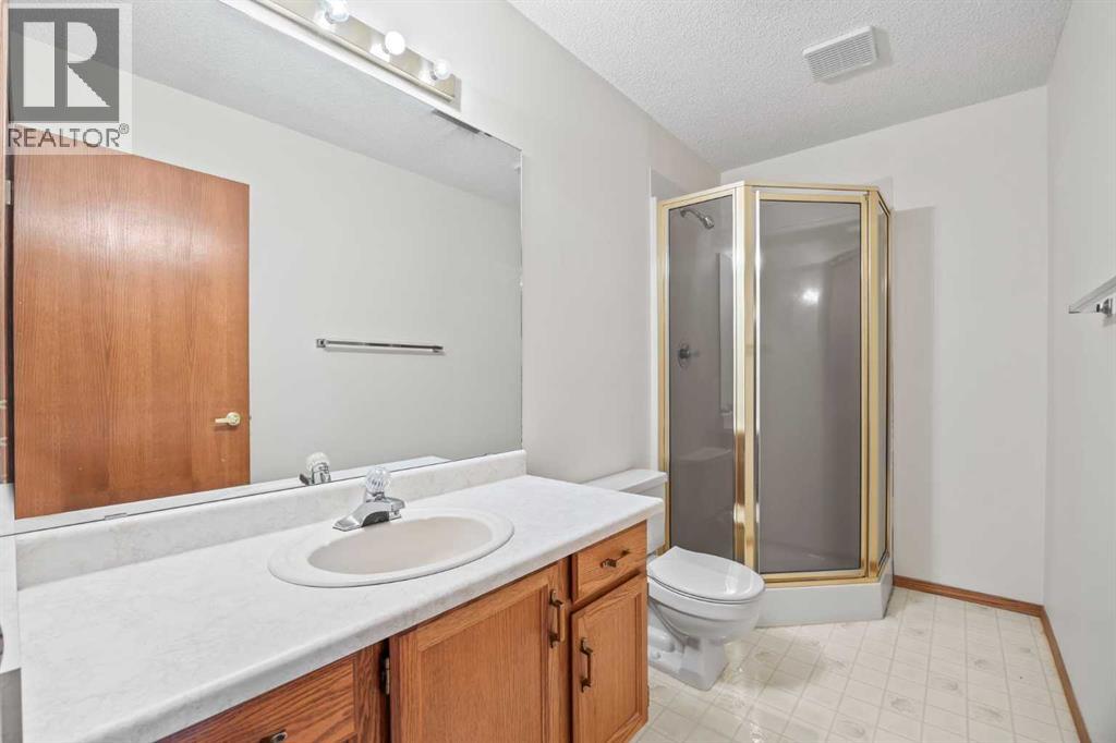 52 Sandarac Circle NW, Calgary, Alberta  T3K 3V6 - Photo 28 - A2263600