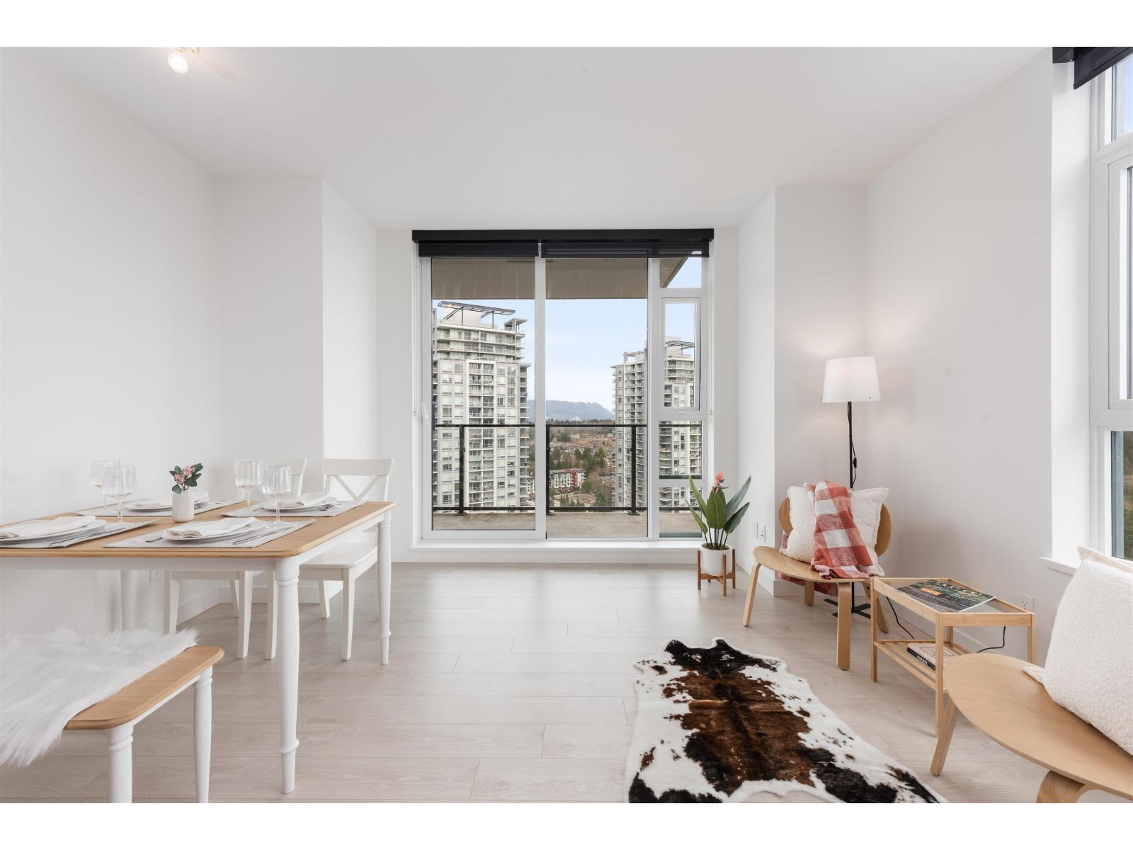 3107 9887 Whalley Boulevard, Surrey, British Columbia  V3T 0P4 - Photo 4 - R3110879