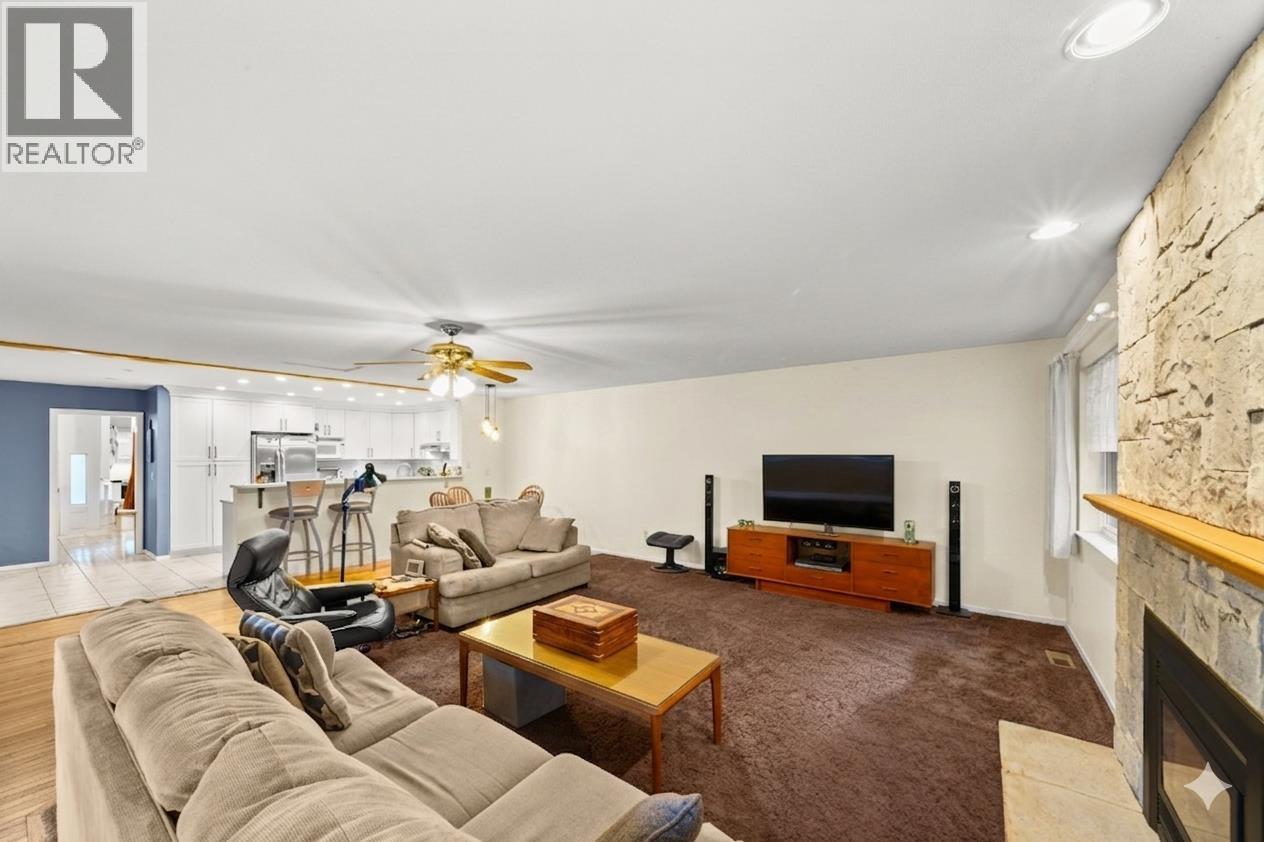 19607 Somerset Drive, Pitt Meadows, British Columbia  V3Y 2L4 - Photo 7 - R3101609