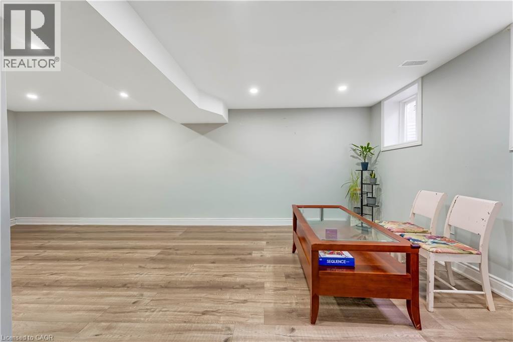 72 St Jerome Crescent, Kitchener, Ontario  N2C 2L2 - Photo 24 - 40820876