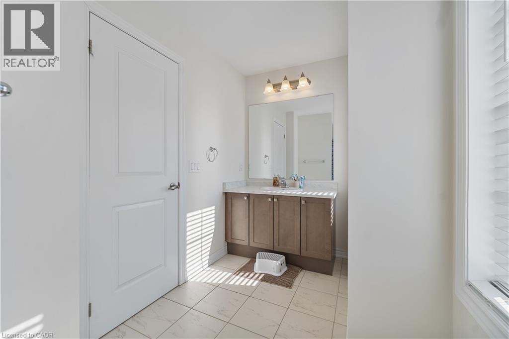 113 Broadacre Drive, Kitchener, Ontario  N2R 0S5 - Photo 36 - 40819123