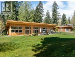 990 CHASTER ROAD, Gibsons, British Columbia