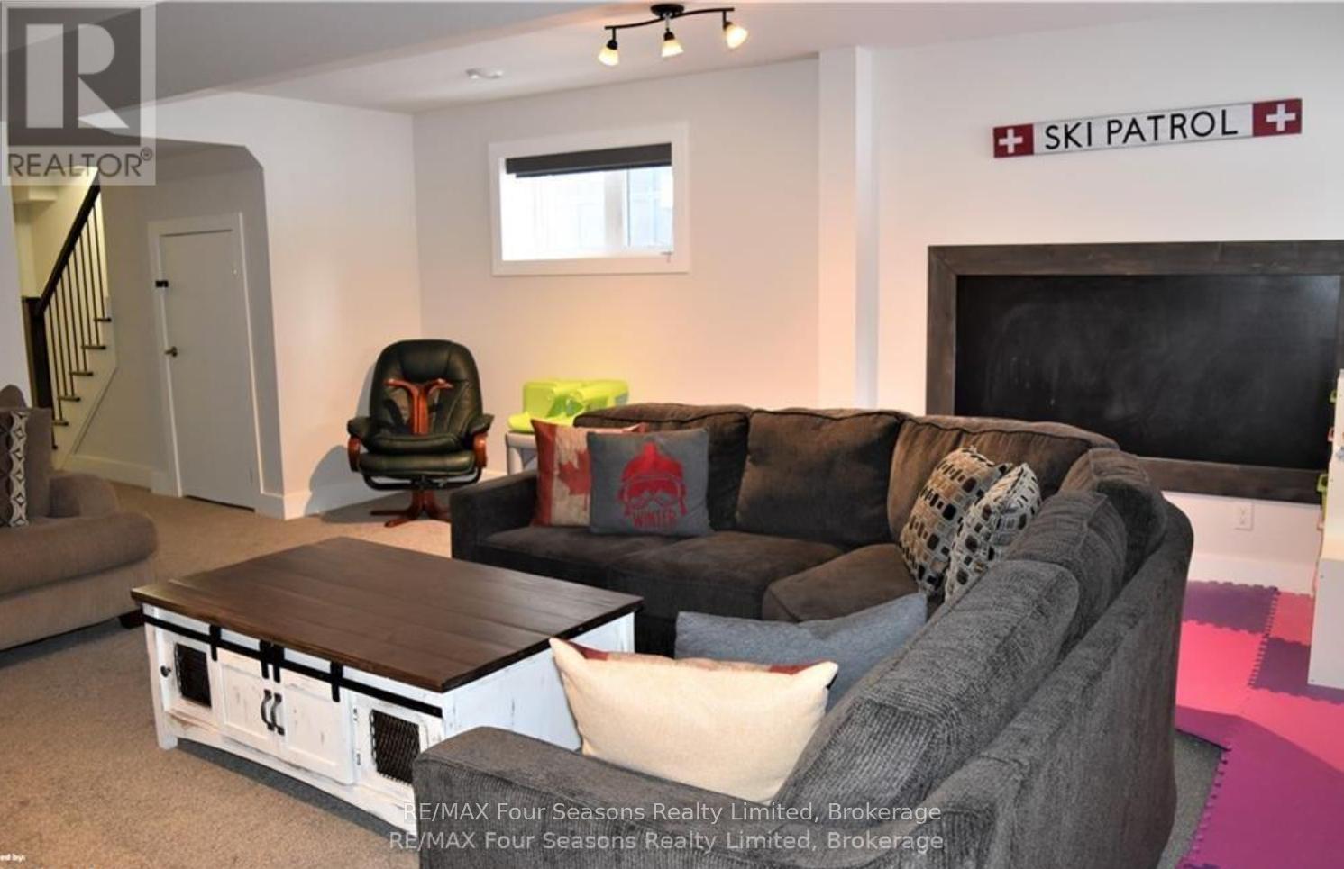 309 Yellow Birch Crescent, Blue Mountains, Ontario  L9Y 0Y5 - Photo 15 - X13004050