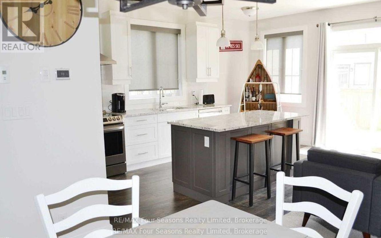 309 Yellow Birch Crescent, Blue Mountains, Ontario  L9Y 0Y5 - Photo 9 - X13004050