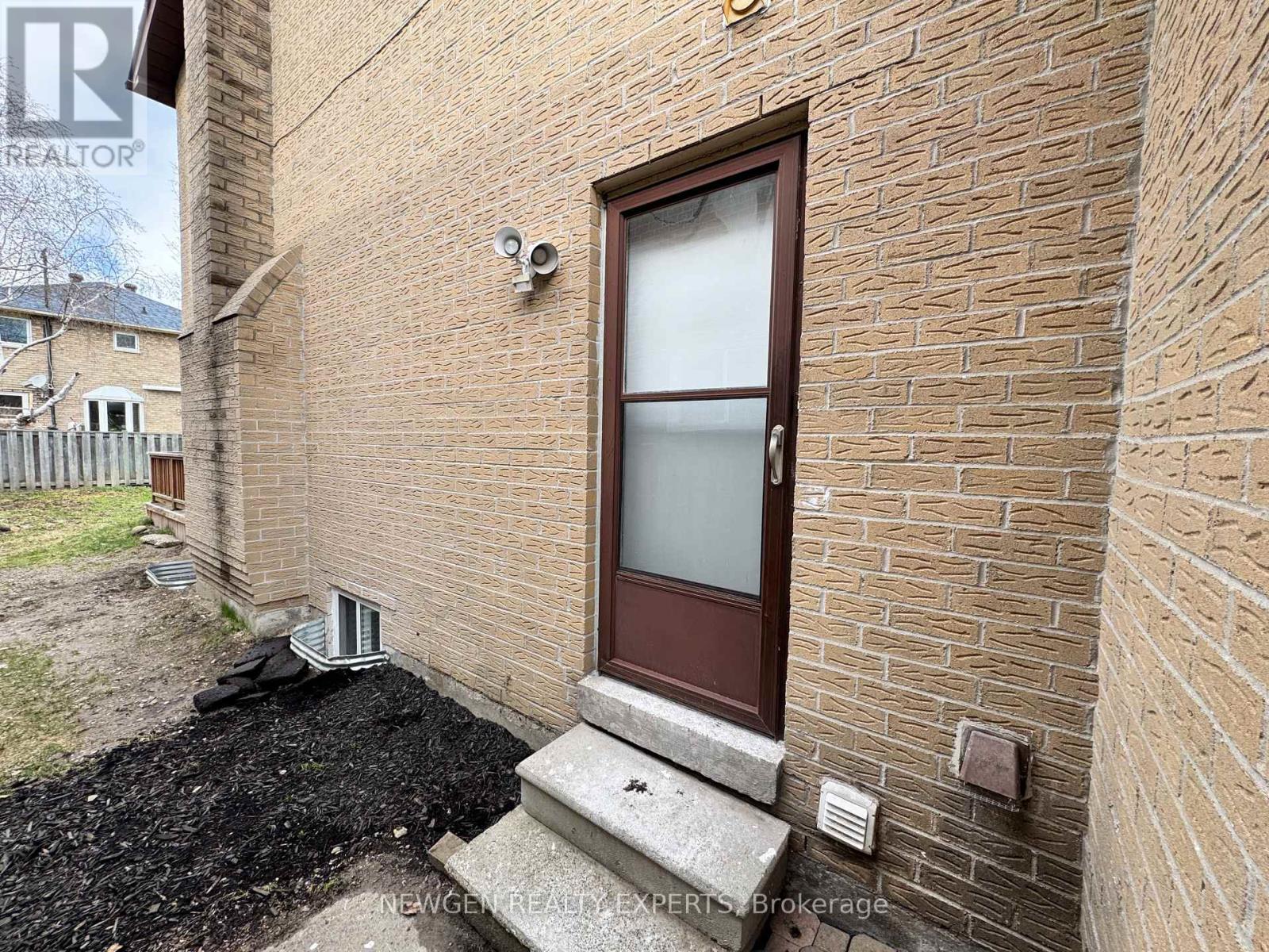 Bsmnt - 62 Canmore Boulevard, Toronto, Ontario  M1C 3W2 - Photo 14 - E13004042