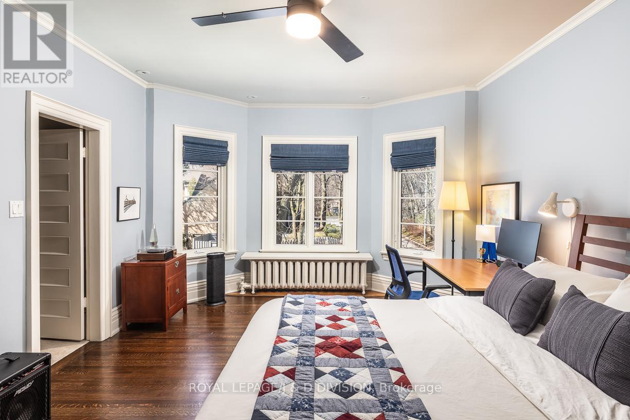 17 Parkwood Avenue, Toronto, Ontario  M4V 2W9 - Photo 37 - C13003814