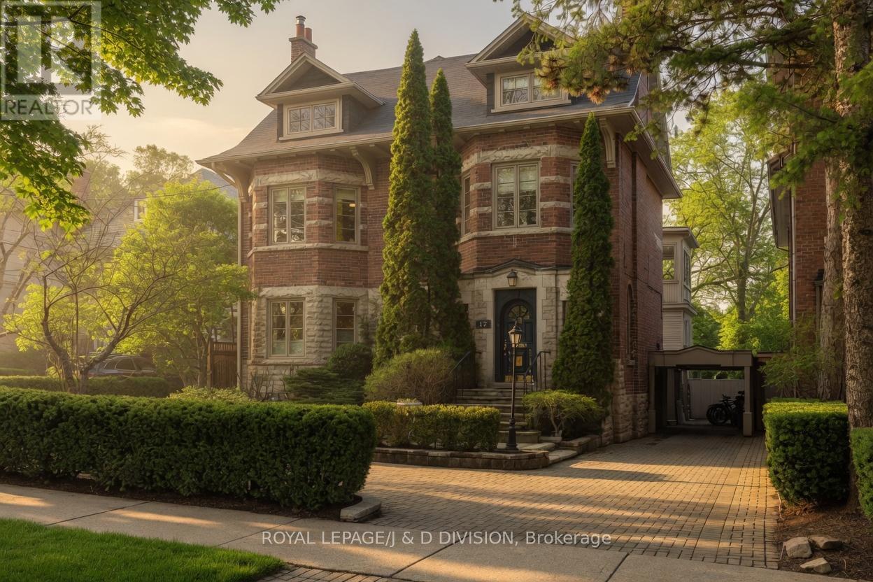 17 Parkwood Avenue, Toronto, Ontario  M4V 2W9 - Photo 48 - C13003814