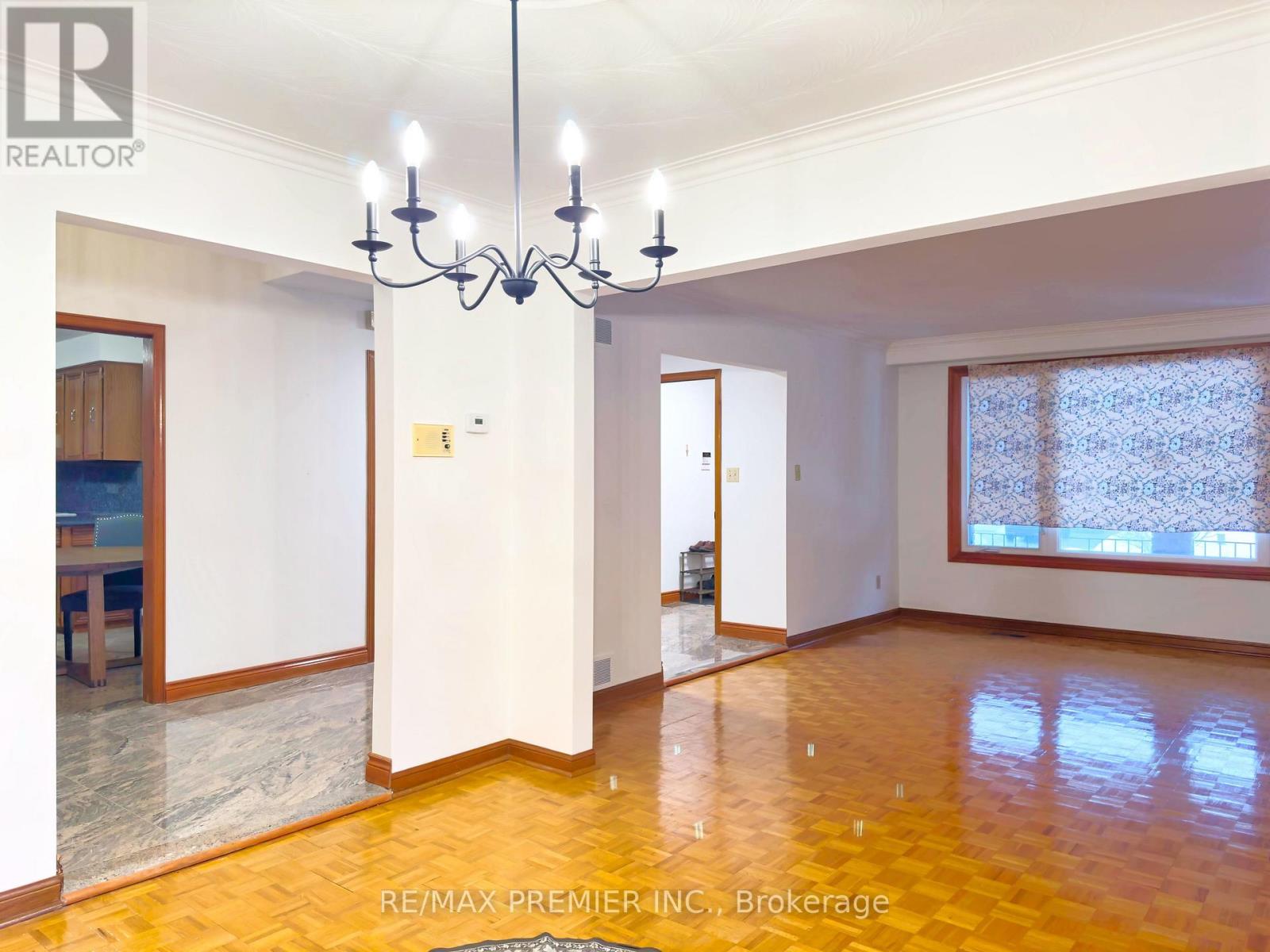 Main - 56 Fairchild Avenue, Toronto, Ontario  M2M 1T7 - Photo 9 - C13003928