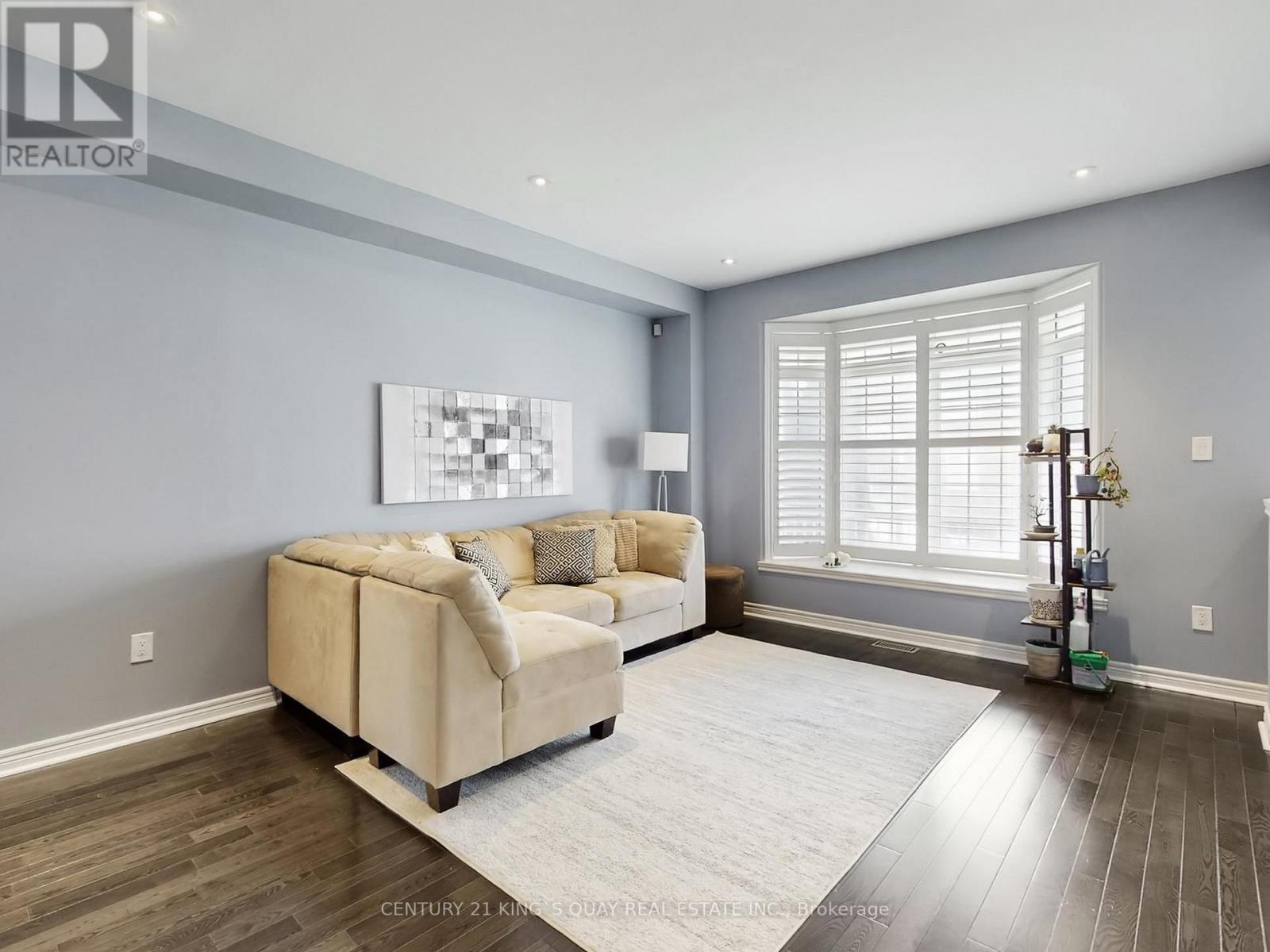 35 Mckennon Street, Markham, Ontario  L6E 1H5 - Photo 3 - N13004054