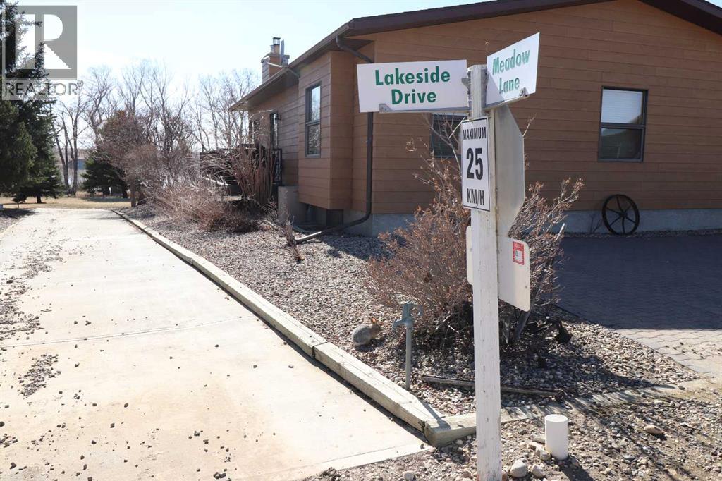 663 Lakeside Drive, Rural Vulcan County, Alberta  T0L 0R0 - Photo 13 - A2289745