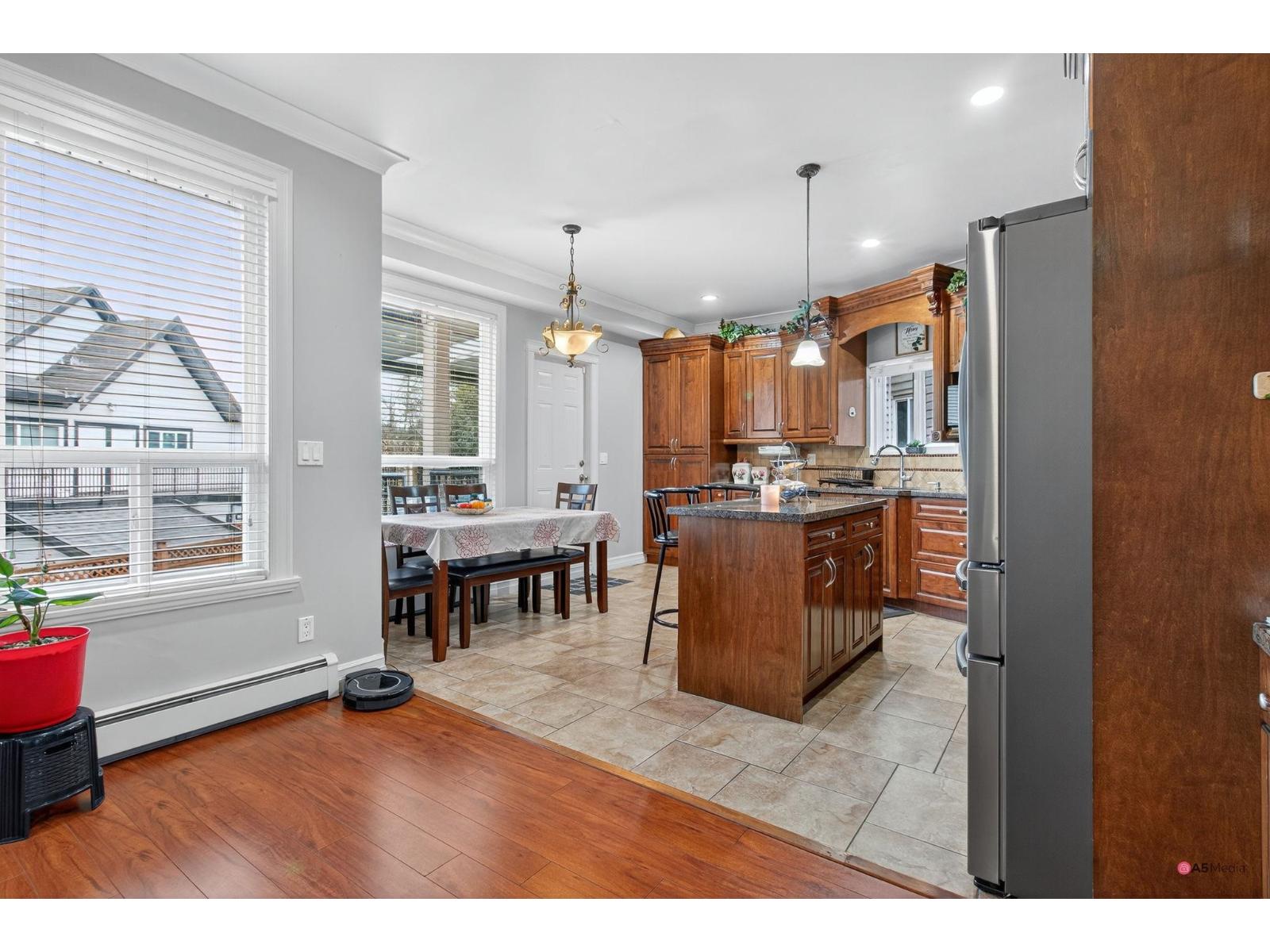 6418 137a Street, Surrey, British Columbia  V3W 1S6 - Photo 9 - R3111351