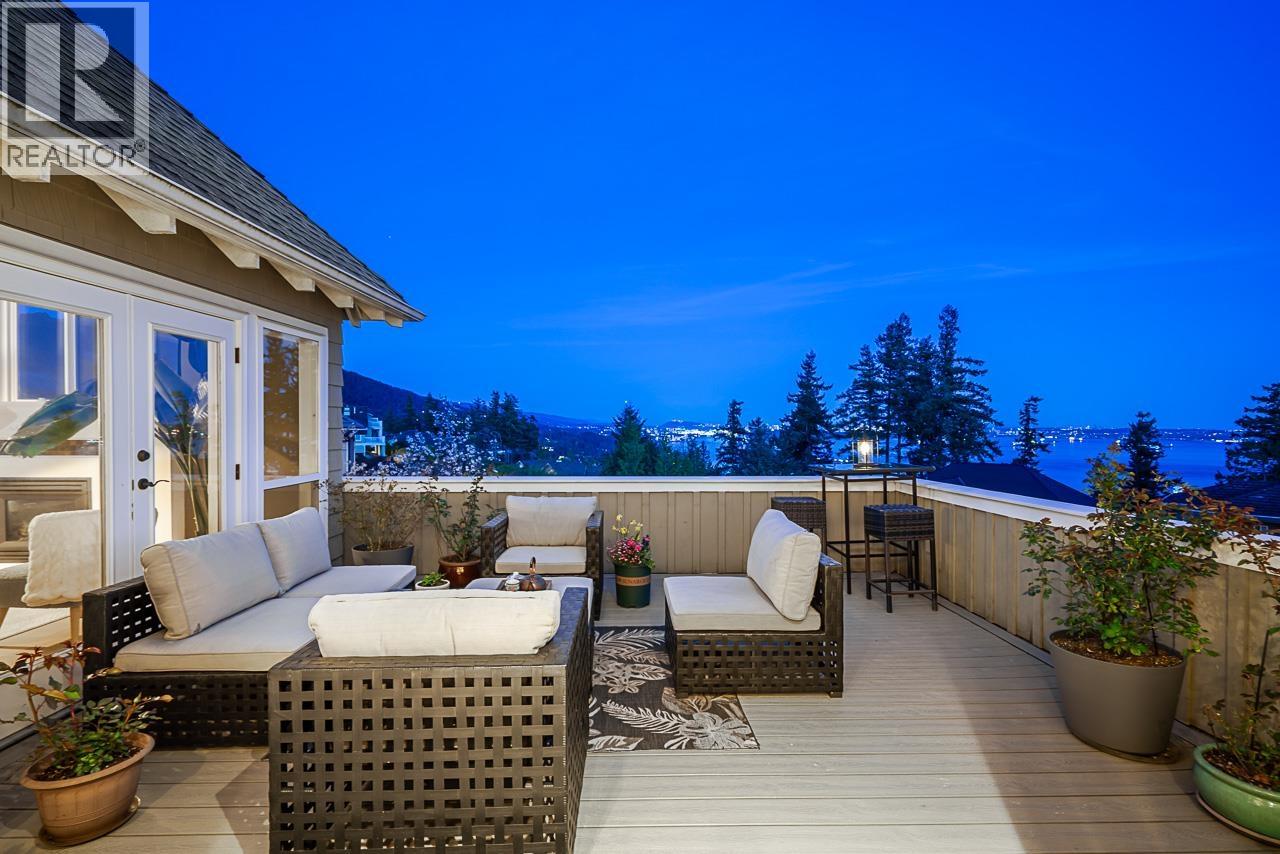 5431 West Vista Court, West Vancouver, British Columbia  V7W 3G8 - Photo 15 - R3111139