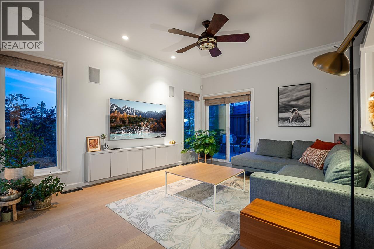 5431 West Vista Court, West Vancouver, British Columbia  V7W 3G8 - Photo 8 - R3111139