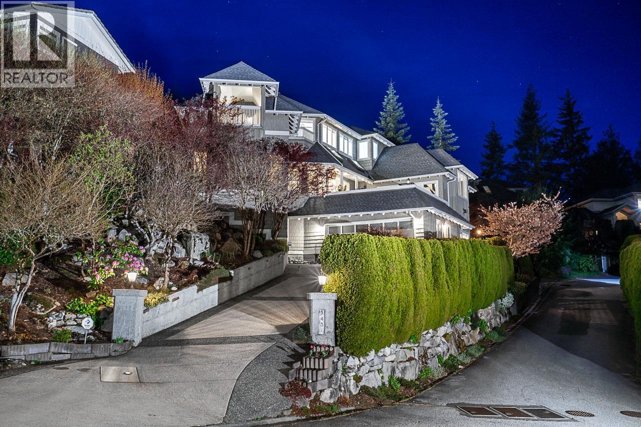 5431 West Vista Court, West Vancouver, British Columbia  V7W 3G8 - Photo 1 - R3111139